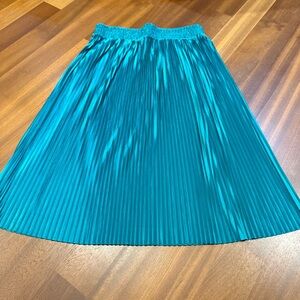 Bisou Bisou Teal Pleated Midi Skirt Women’s M Metallic Shine Elastic Waist Glam